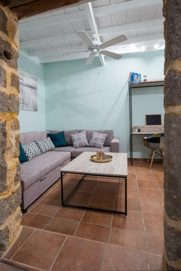 A33 Rhodes Old Town House Villa Rhodes City ภายนอก รูปภาพ